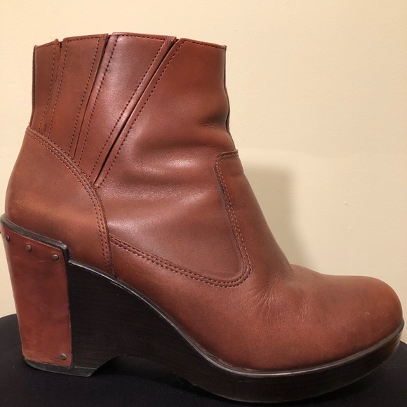 faith ankle boots